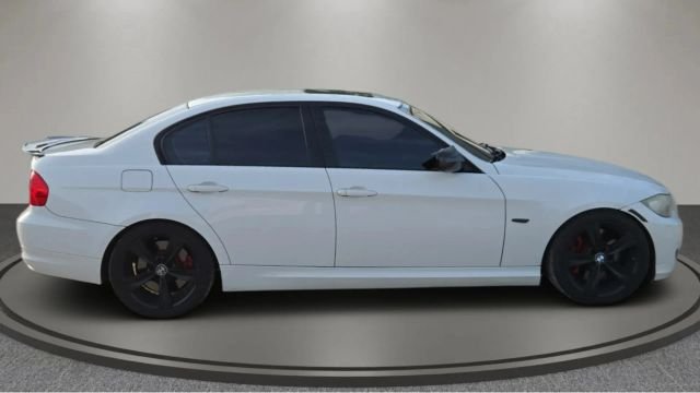 2010-BMW-3 Series-335i Sedan 4D