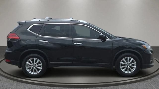 2018 Nissan Rogue SV - Photo 4