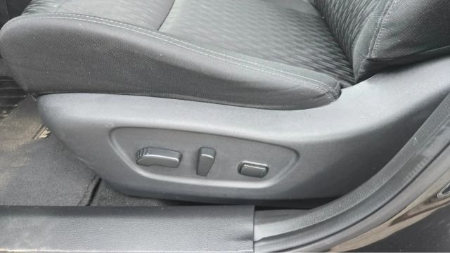 2018 Nissan Rogue SV - Photo 19