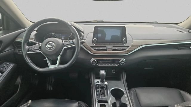 2019 Nissan Altima SL - Photo 9