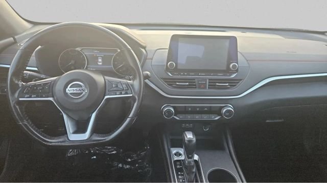 2022 Nissan Altima SR - Photo 10