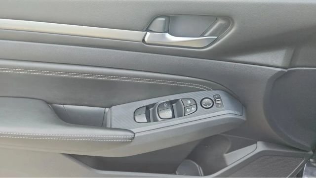 2019 Nissan Altima SL - Photo 15