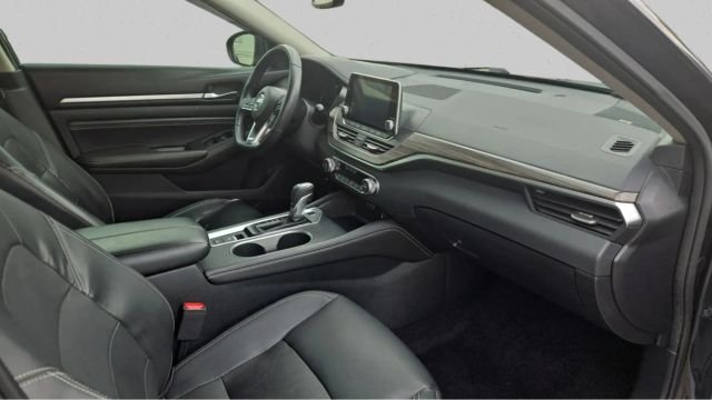 2019 Nissan Altima SL - Photo 14